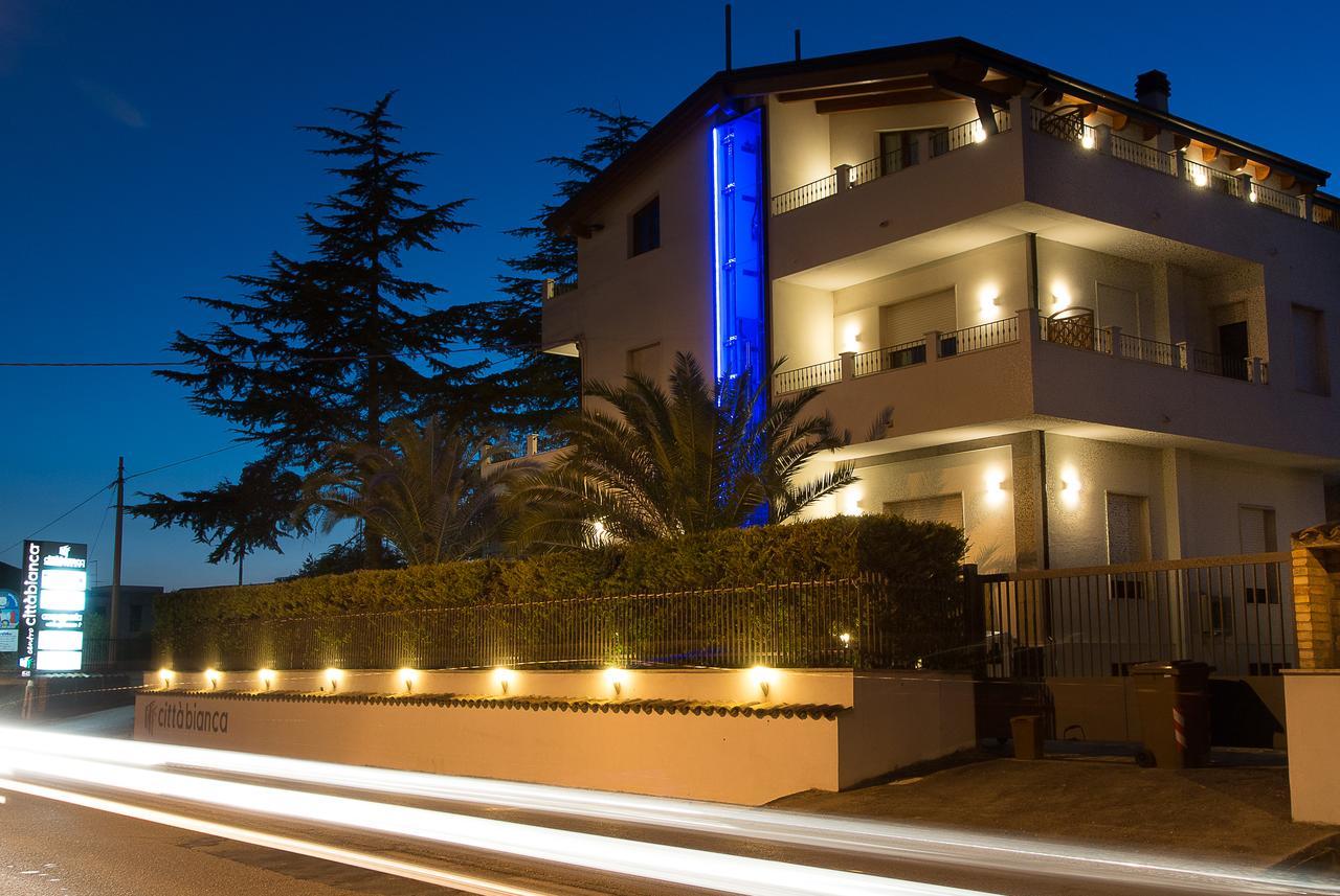 Boutique Hotel E Spa Citta Bianca Pescara Exterior photo